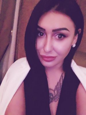Ольга , 27 лет — эротический массаж пениса